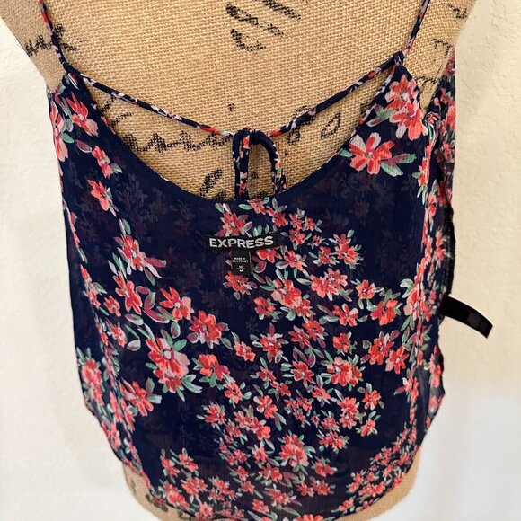🌸 EXPRESS Sheer Floral Cami Tank – Size M 🌸 - Picture 4 of 6